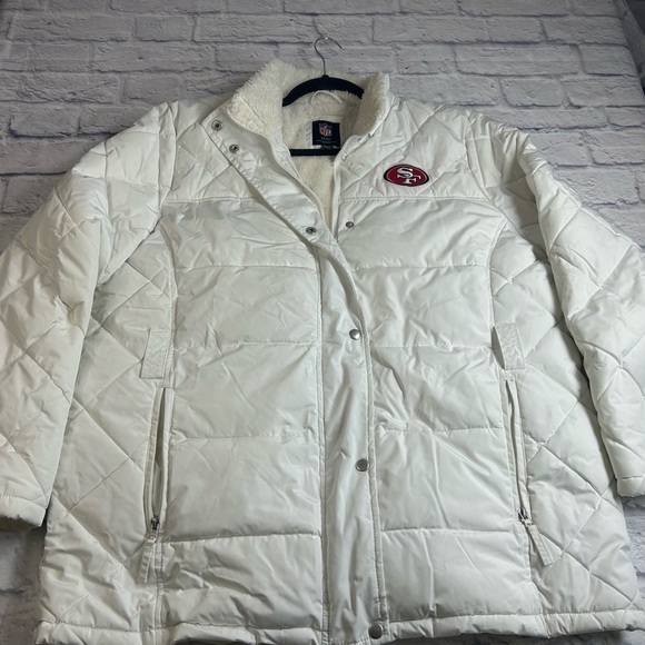 NFL San Francisco 49er’s Women's White Quilted Puffer Jacket. Size XXL - Picture 6 of 12